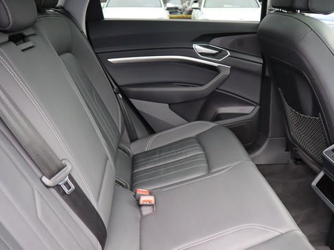 Used 2021 Audi e-tron Premium w/ Convenience Plus Package AWD/4WD image 16