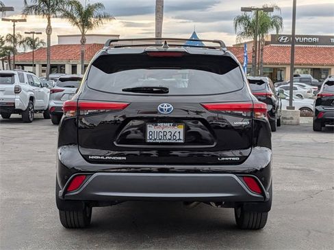 Used 2021 Toyota Highlander Limited image 6