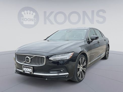 Used 2023 Volvo S90 B6 Ultimate image 1