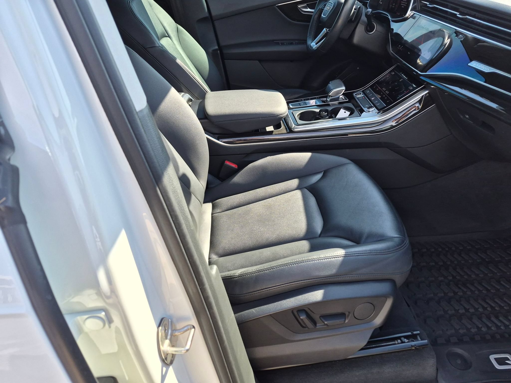 Used 2022 Audi Q7 3.0T Premium AWD/4WD image 20