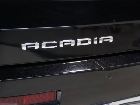 Used 2022 GMC Acadia Denali w/ Black Diamond Edition AWD/4WD image 12