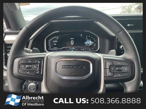 Used 2023 GMC Sierra 1500 Denali w/ Technology Package AWD/4WD image 25