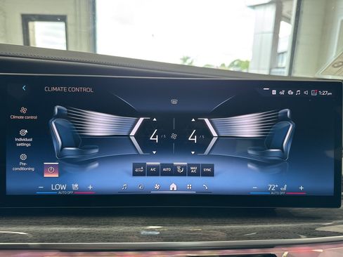 New 2026 BMW 740i xDrive image 25