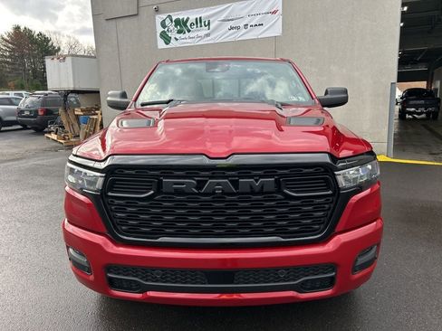 New 2026 RAM 1500 Express AWD/4WD image 9