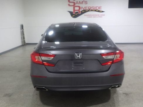 Used 2020 Honda Accord Sport image 3