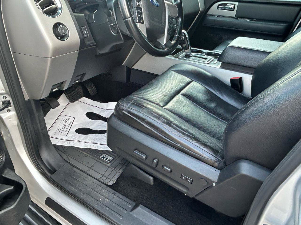 Used 2016 Ford Expedition Limited AWD/4WD image 10