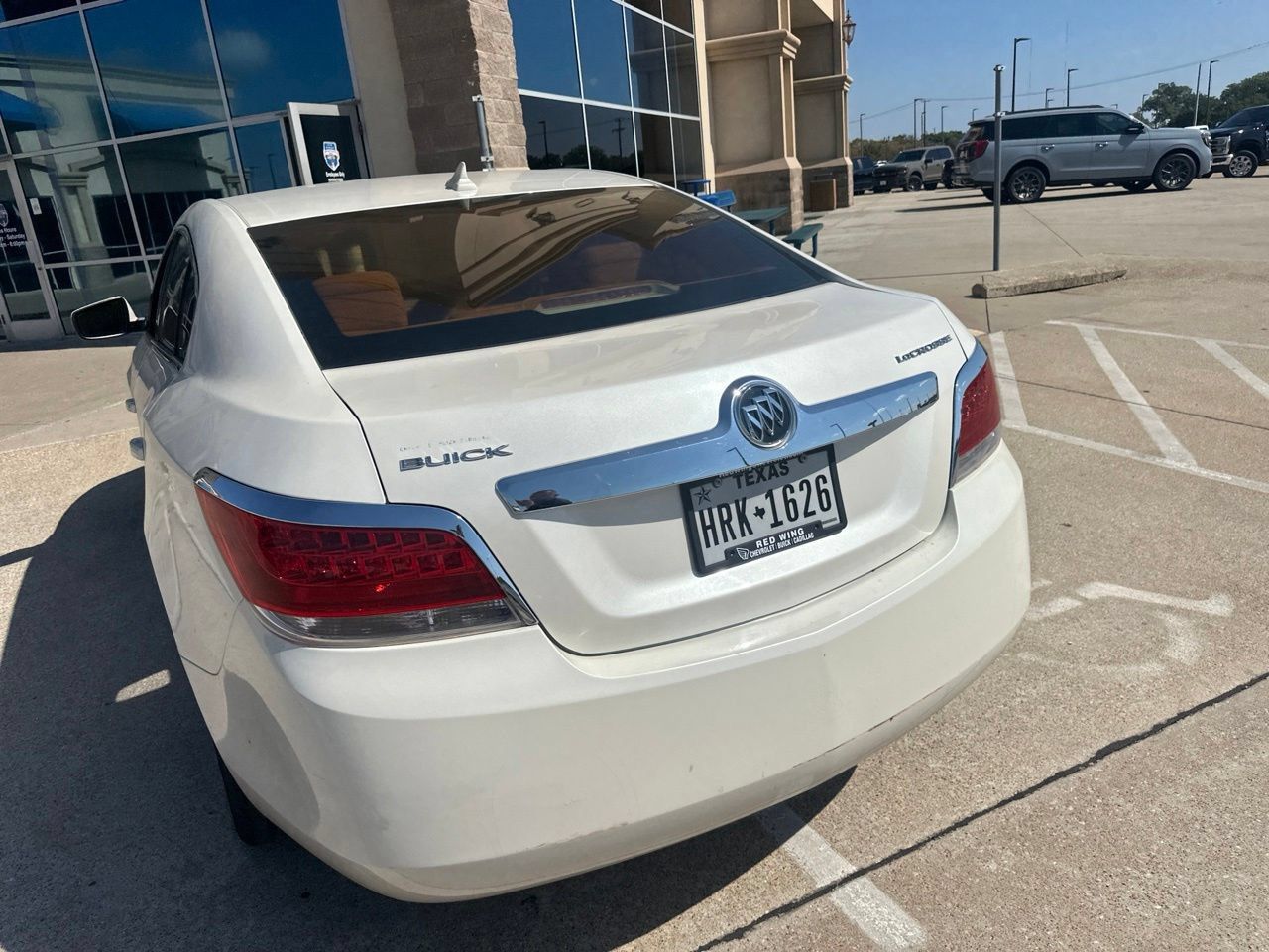 Used 2011 Buick LaCrosse CX FWD image 7