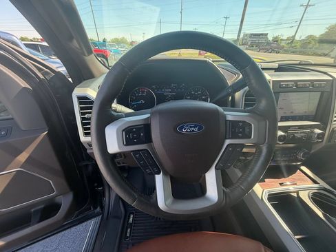 Used 2020 Ford F250 King Ranch w/ King Ranch Ultimate Package AWD/4WD image 12