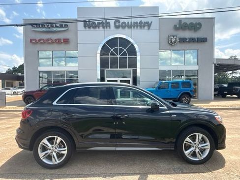 Used 2020 Audi Q3 2.0T Premium AWD/4WD image 1