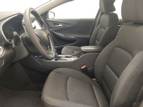 Used 2025 Chevrolet Malibu LT FWD image 17