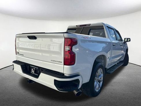 Used 2022 Chevrolet Silverado 1500 Custom image 16