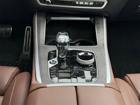 Used 2023 BMW X5 xDrive45e w/ Executive Package image 13