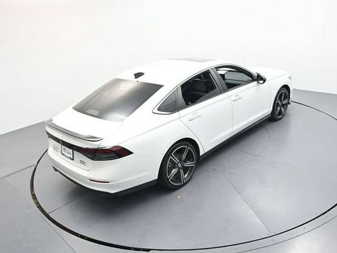 Used 2024 Honda Accord Sport image 41