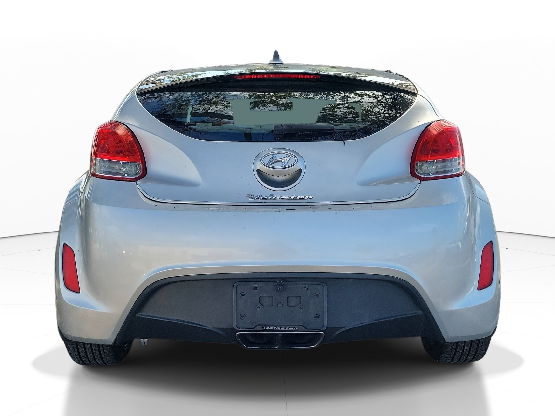 Used 2012 Hyundai Veloster FWD image 10