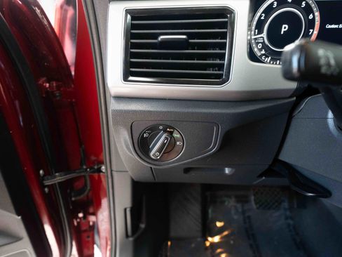 Used 2019 Volkswagen Atlas SEL image 11