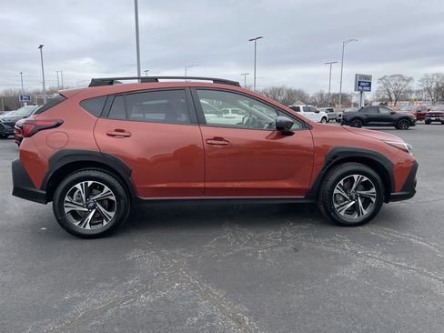 Used 2024 Subaru Crosstrek 2.0i Premium w/ Popular Package #3 image 6