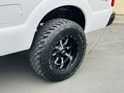 Used 2015 Ford F250 XL w/ Power Equipment Group image 21