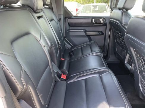 Certified 2025 Ford Bronco Badlands image 35