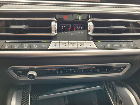 Used 2021 BMW X6 M50i w/ Executive Package image 25