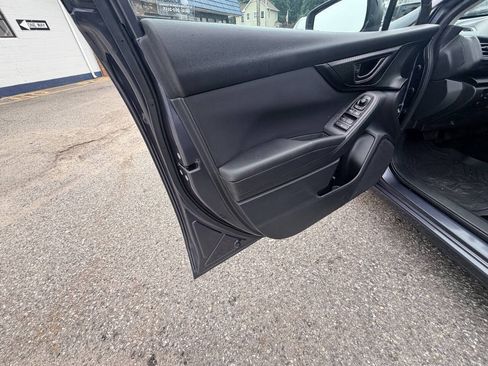 Used 2017 Subaru Impreza 2.0i Premium AWD/4WD image 44