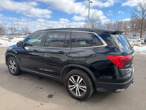 Used 2018 Honda Pilot EX image 8