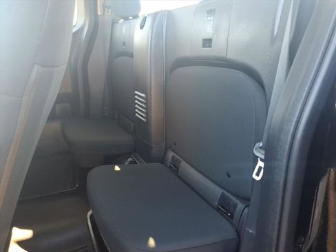 Used 2025 Nissan Frontier S image 9