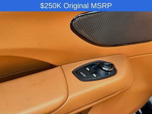 Used 2026 Aston Martin V8 Vantage S RWD image 18