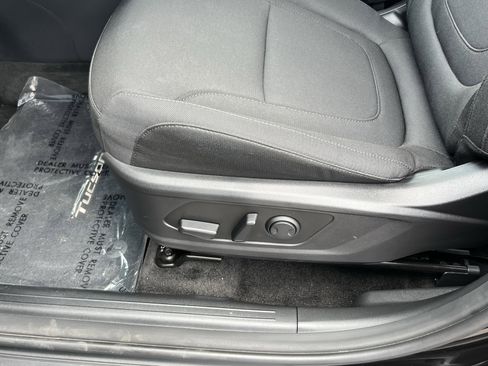 Used 2025 Hyundai Tucson SEL AWD/4WD image 17