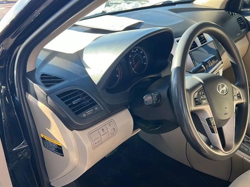 Used 2016 Hyundai Accent SE w/ Option Group 02 image 38