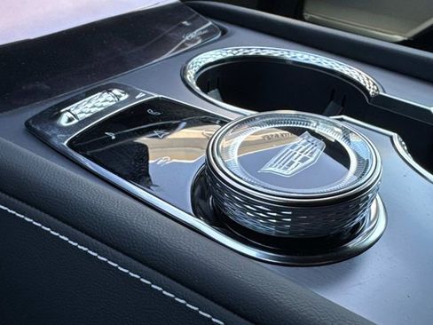 New 2026 Cadillac Vistiq Luxury w/ LPO, Floor Liner Package image 29