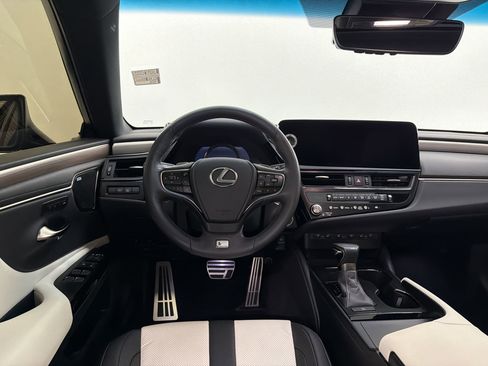 Certified 2023 Lexus ES 350 F Sport w/ Accessory Package (Z2) FWD image 29