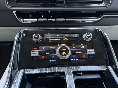 Certified 2023 Lincoln Navigator Black Label AWD/4WD image 33