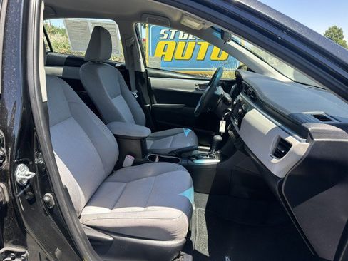 Used 2014 Toyota Corolla LE FWD image 18