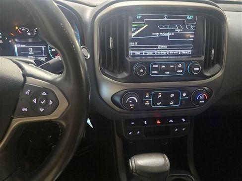 Used 2016 Chevrolet Colorado Z71 AWD/4WD image 13