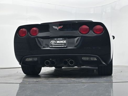 Used 2011 Chevrolet Corvette Convertible w/ Preferred Equipment Group RWD image 38
