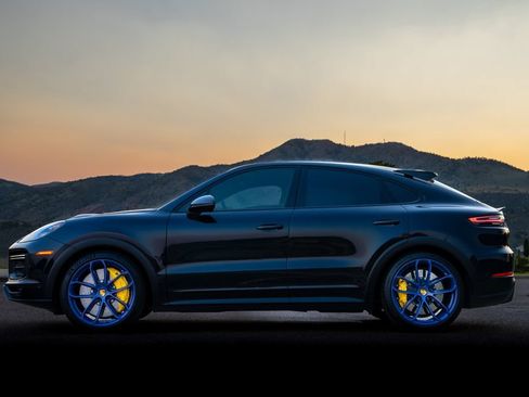 Certified 2023 Porsche Cayenne Turbo GT AWD/4WD image 2
