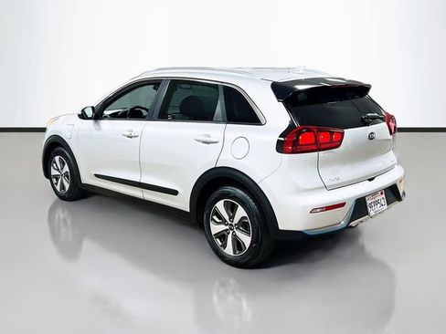 Used 2018 Kia Niro LX image 5