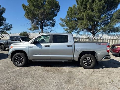 Used 2014 Toyota Tundra SR5 w/ TRD Off Road Package image 4