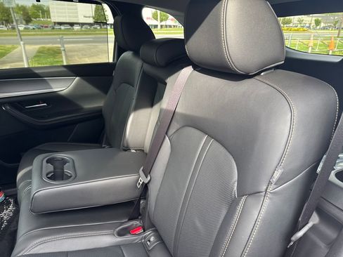 Certified 2026 MAZDA CX-70 3.3 Turbo w/ Preferred Package image 15