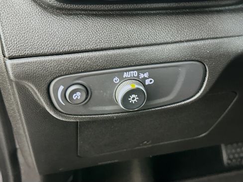 Used 2023 Chevrolet Bolt LT w/ Driver Confidence Package FWD image 17