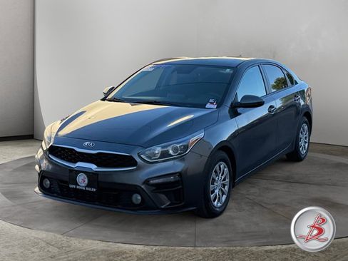 Used 2021 Kia Forte Sedan FWD image 3