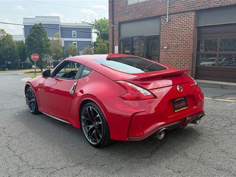 Used 2016 Nissan 370Z NISMO RWD image 7
