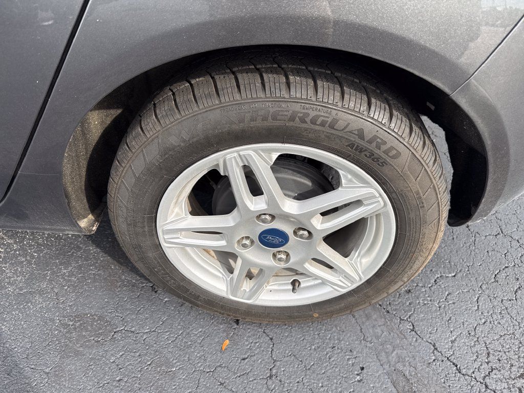 Used 2019 Ford Fiesta SE FWD image 19
