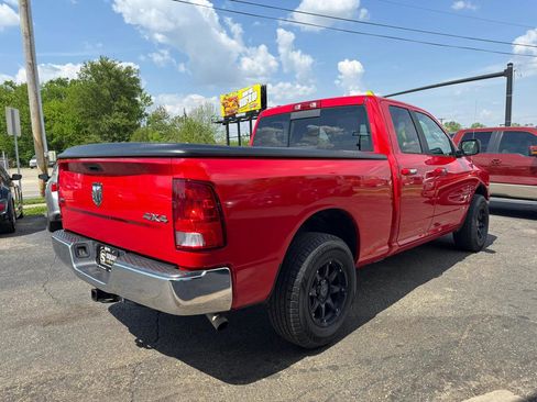 Used 2017 RAM 1500 Classic SLT AWD/4WD image 5
