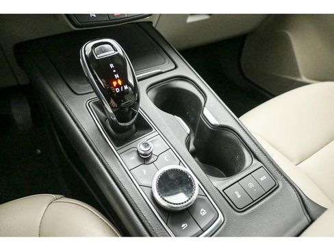 Used 2020 Cadillac XT4 Luxury image 13