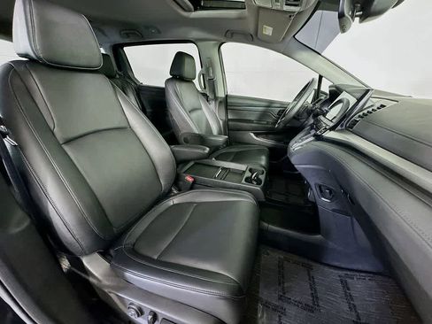 Used 2023 Honda Odyssey EX-L image 16
