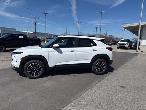 New 2026 Chevrolet TrailBlazer LT w/ LT Cold Weather Package image 3