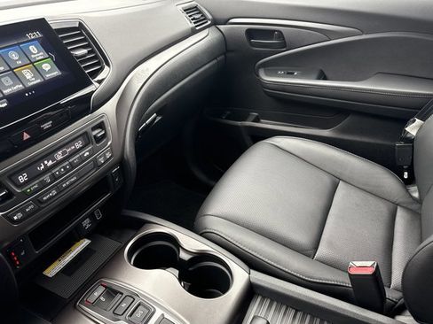 Used 2023 Honda Passport EX-L image 24