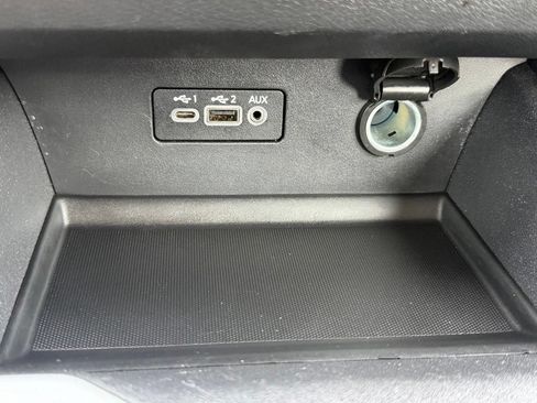 Used 2025 Nissan Altima 2.5 SV FWD image 22