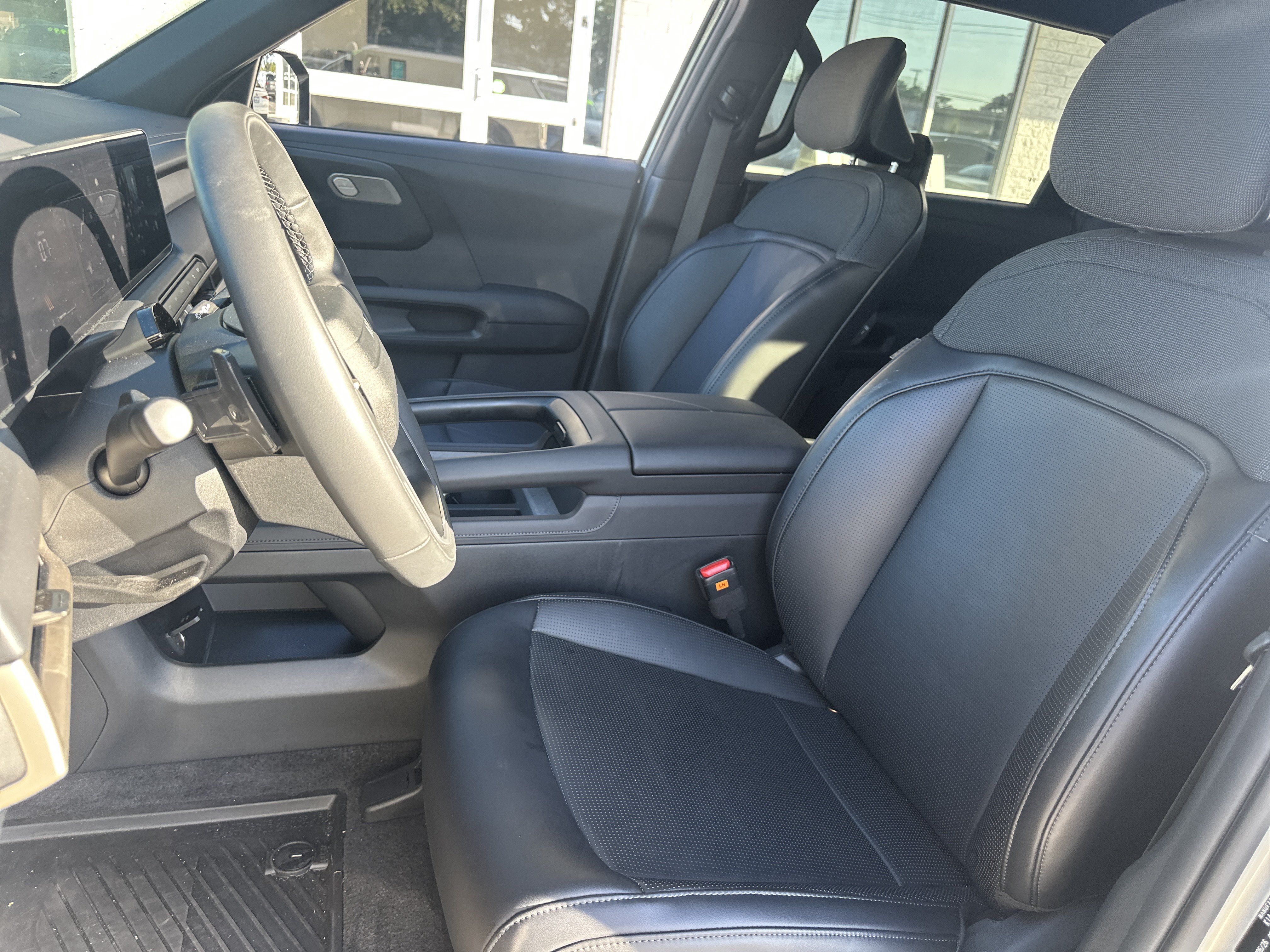 Used 2027 Kia Telluride S w/ Towing Package AWD/4WD image 10